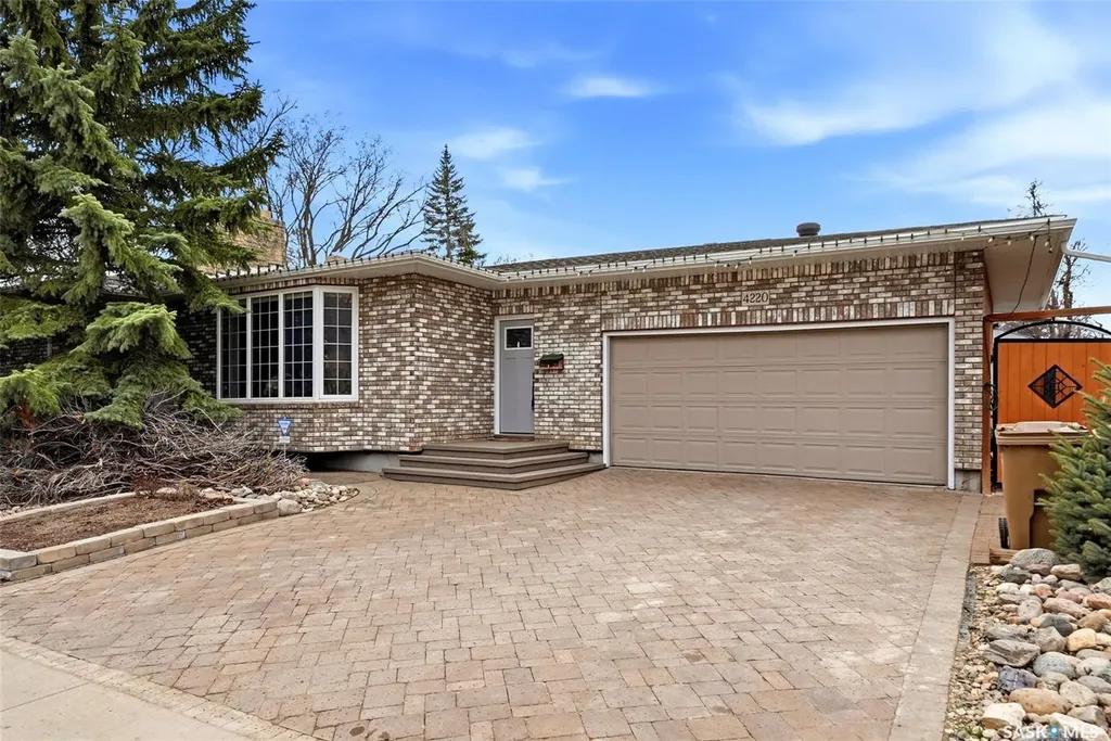 4220 Hillsdale Street Regina SK S4S 3Z2