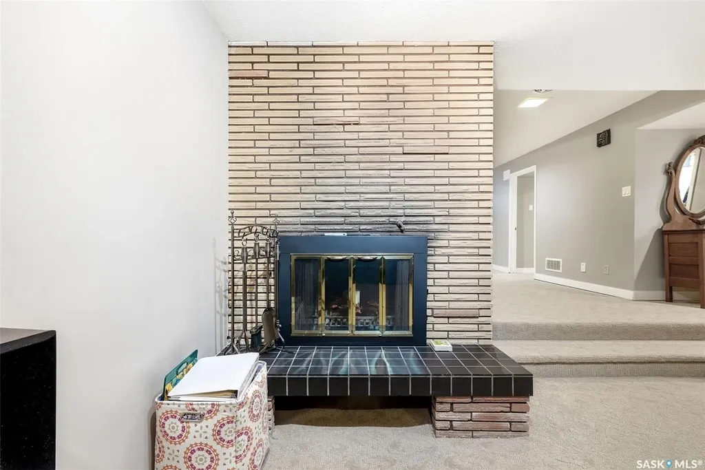 4220 Hillsdale Street Regina SK S4S 3Z2