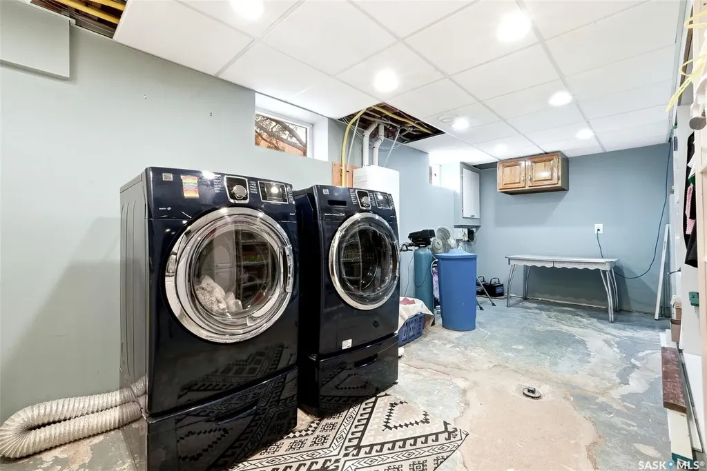 4220 Hillsdale Street Regina SK S4S 3Z2