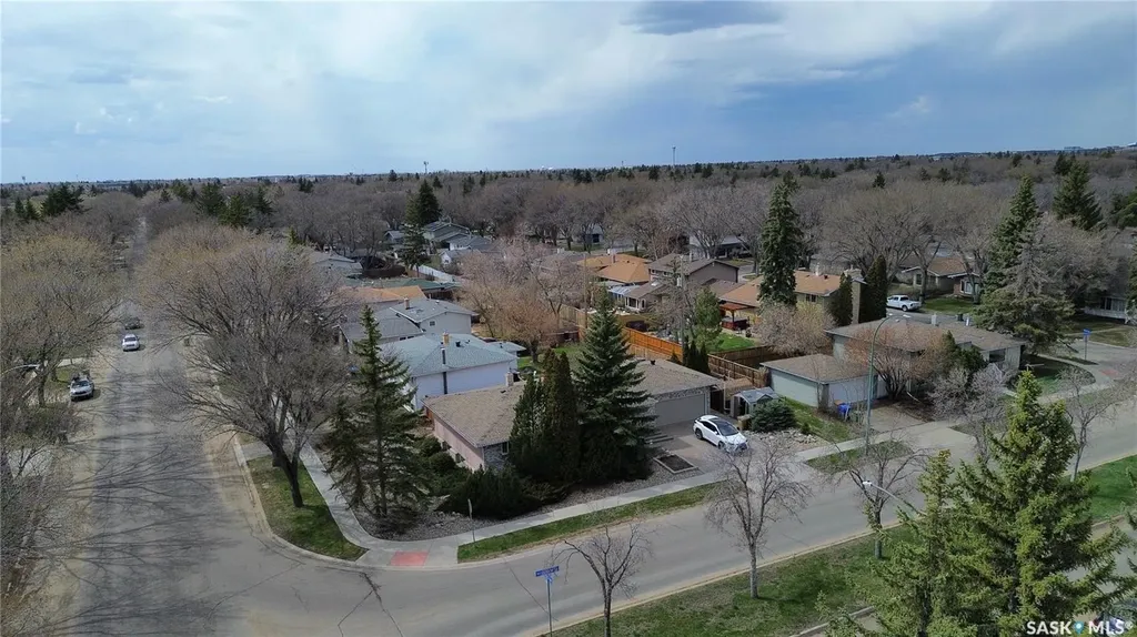 4220 Hillsdale Street Regina SK S4S 3Z2