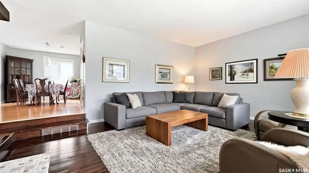 4220 Hillsdale Street Regina SK S4S 3Z2