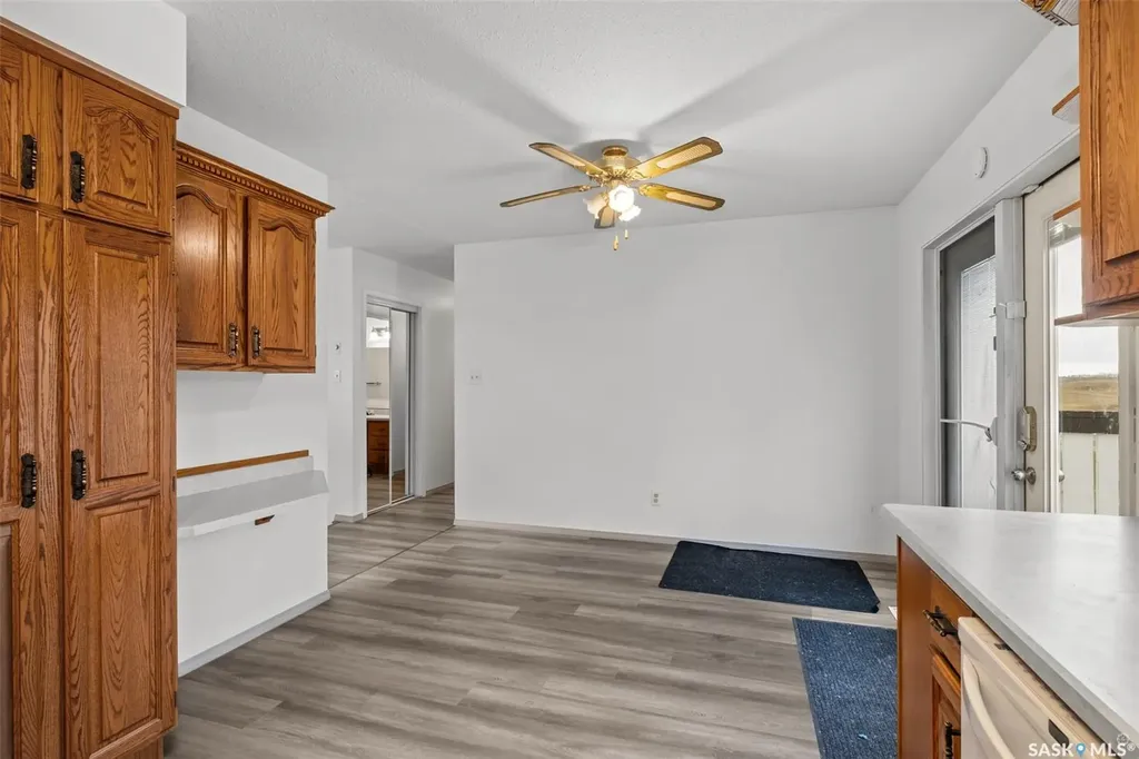 3367 15th Avenue E Prince Albert SK S6V 7V3