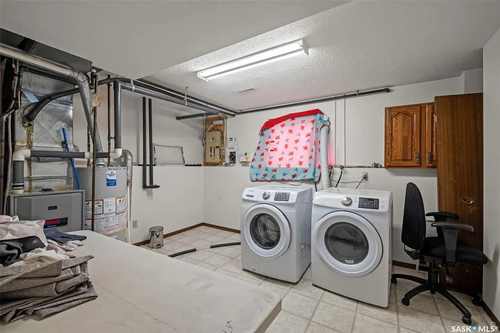 3367 15th Avenue E Prince Albert SK S6V 7V3