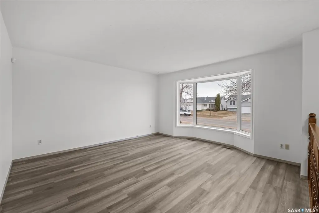 3367 15th Avenue E Prince Albert SK S6V 7V3