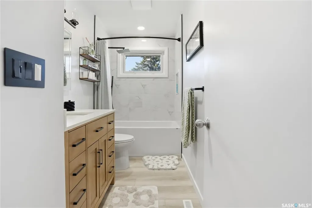 245 Orchard Crescent Regina SK S4S 5B9