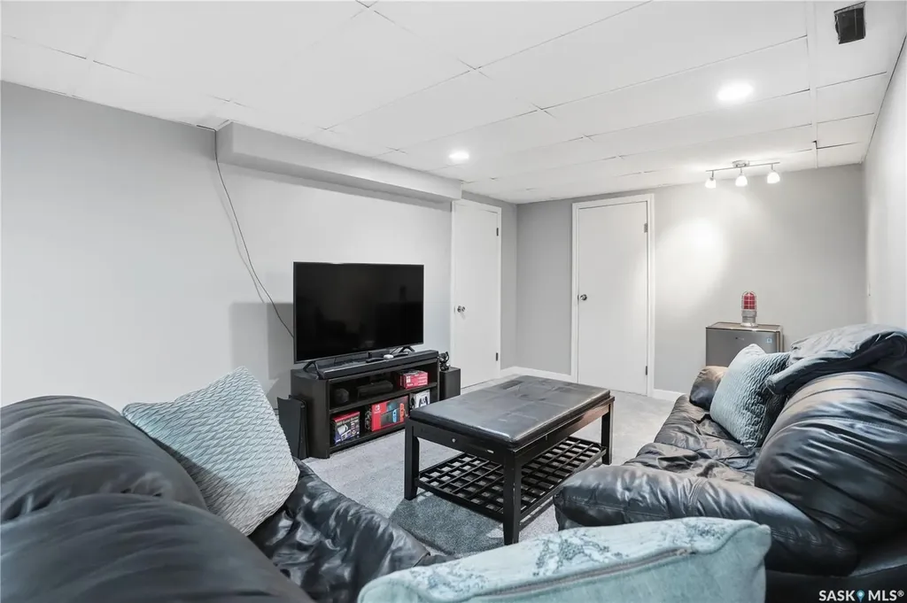 245 Orchard Crescent Regina SK S4S 5B9