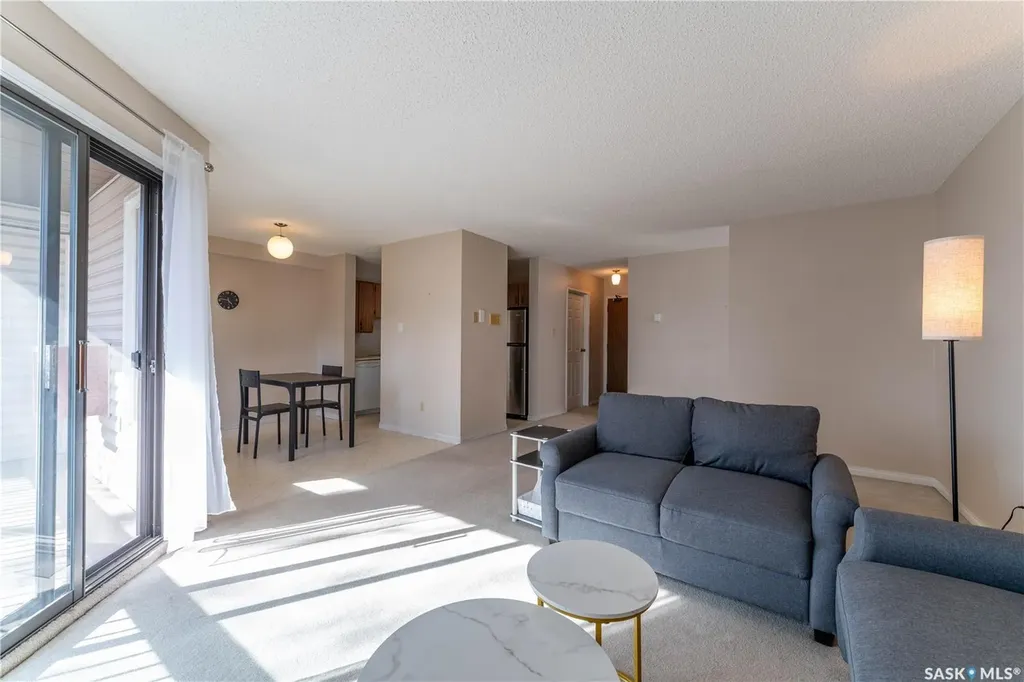 302 Tait Crescent Saskatoon SK S7H 5L2