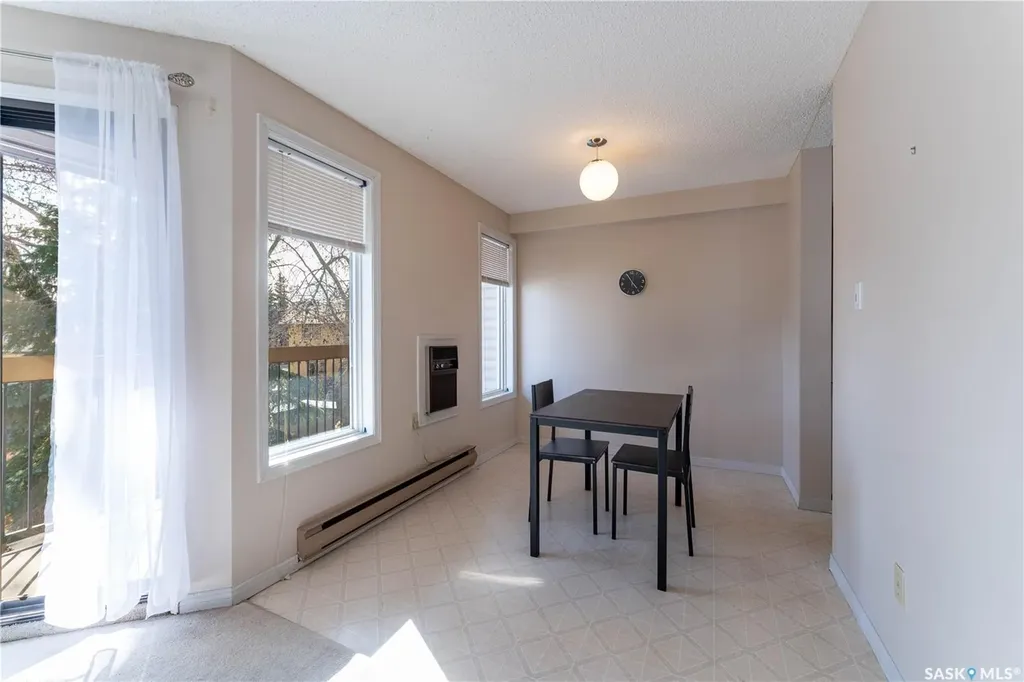 302 Tait Crescent Saskatoon SK S7H 5L2