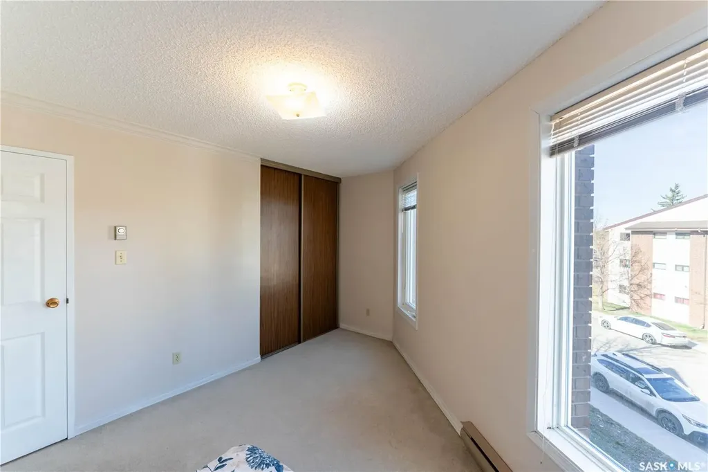 302 Tait Crescent Saskatoon SK S7H 5L2