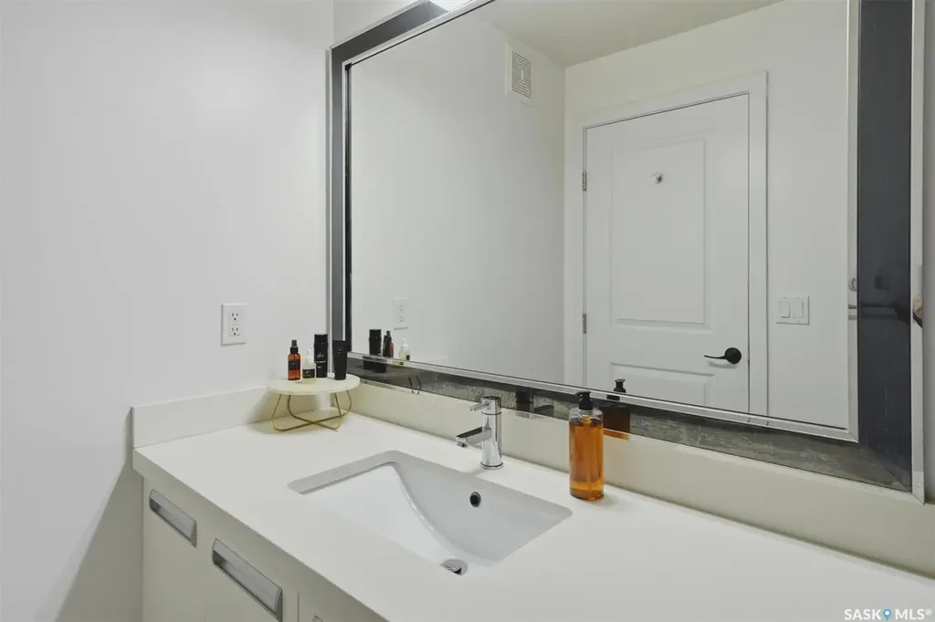 1015 Patrick Crescent Saskatoon SK S7W 0M3