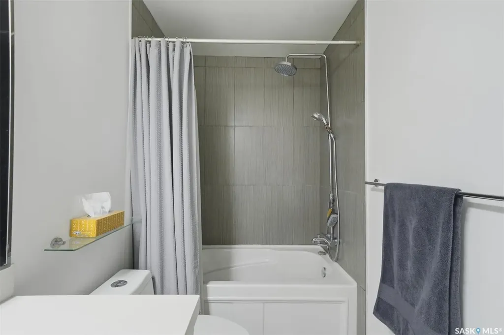 1015 Patrick Crescent Saskatoon SK S7W 0M3
