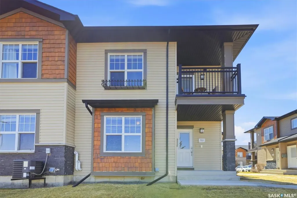 1015 Patrick Crescent Saskatoon SK S7W 0M3