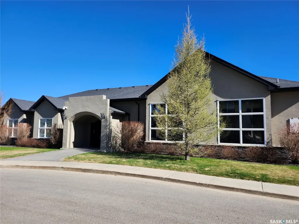 1015 Patrick Crescent Saskatoon SK S7W 0M3