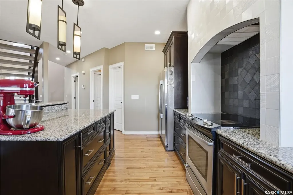 102 Thode Avenue Saskatoon SK S7W 1A1