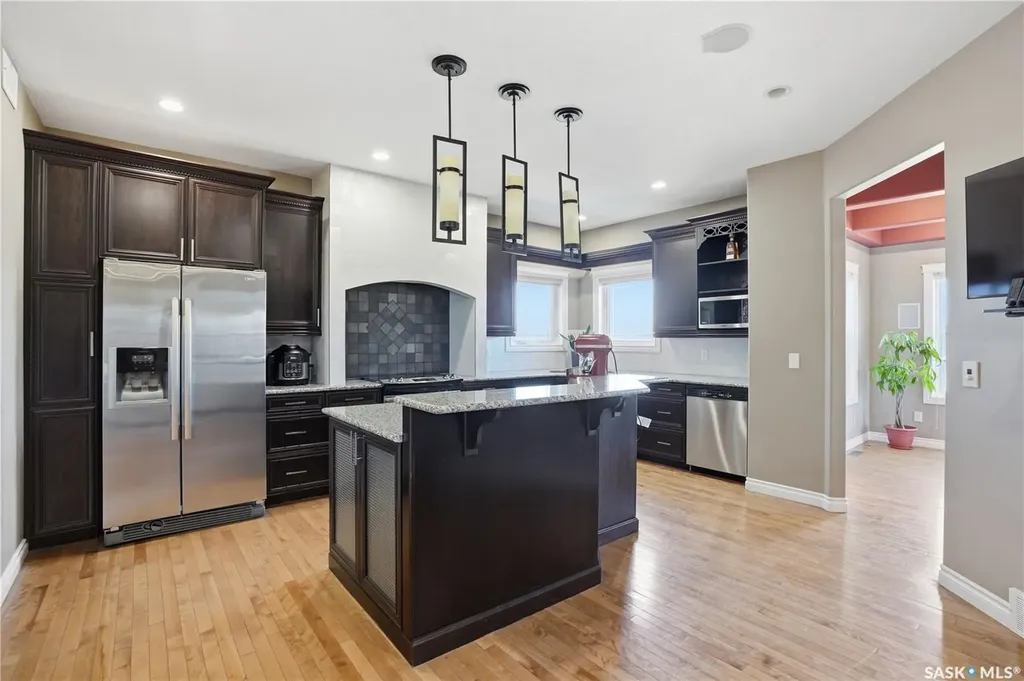 102 Thode Avenue Saskatoon SK S7W 1A1