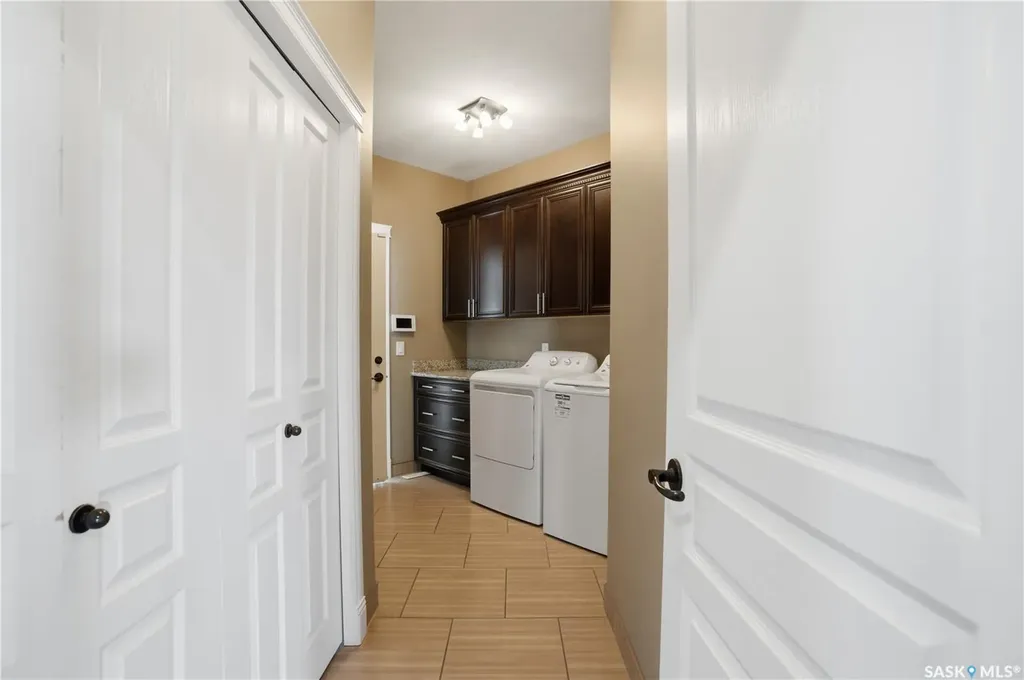 102 Thode Avenue Saskatoon SK S7W 1A1