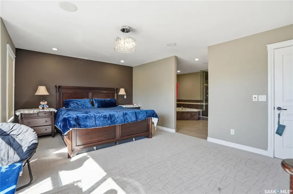 102 Thode Avenue Saskatoon SK S7W 1A1