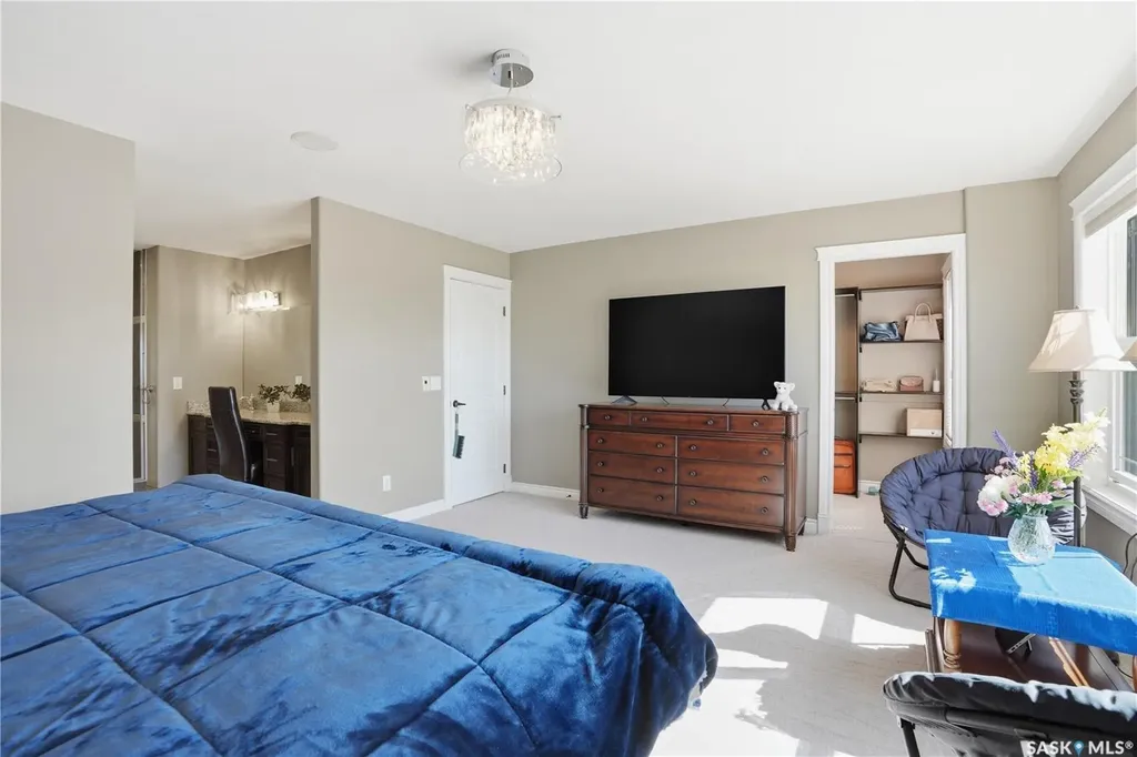 102 Thode Avenue Saskatoon SK S7W 1A1