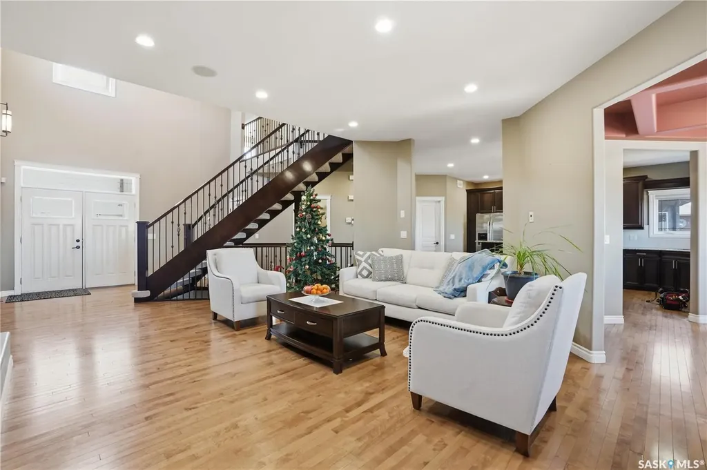 102 Thode Avenue Saskatoon SK S7W 1A1