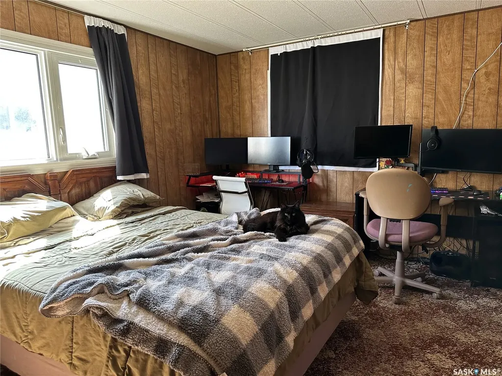 129 Laing Crescent Weyburn SK S4H 2R8