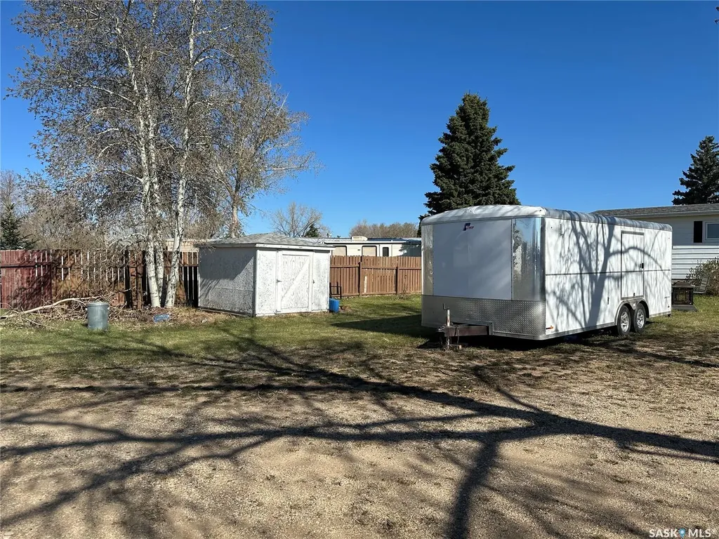 129 Laing Crescent Weyburn SK S4H 2R8