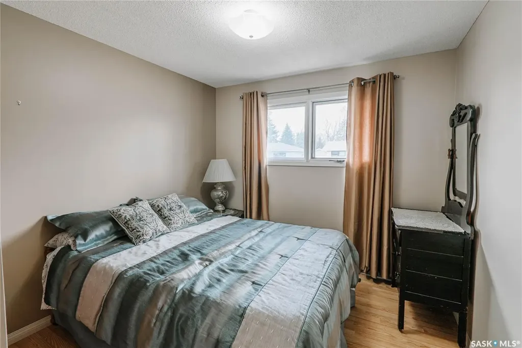 134 Maclean Crescent Saskatoon SK S7J 2R7