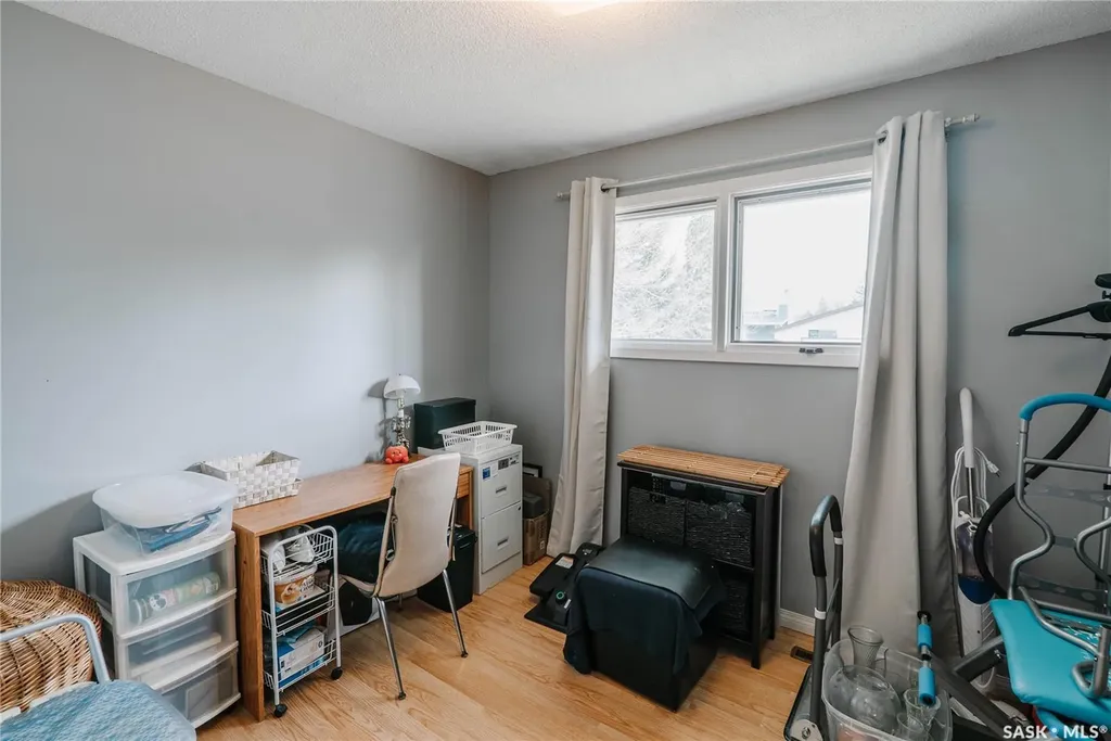 134 Maclean Crescent Saskatoon SK S7J 2R7