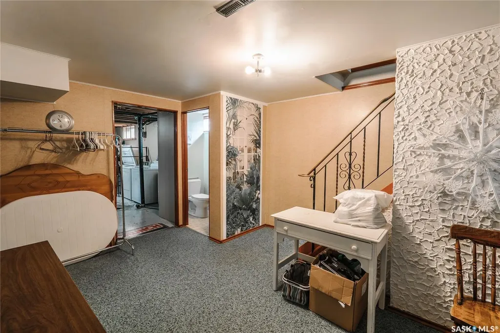 134 Maclean Crescent Saskatoon SK S7J 2R7