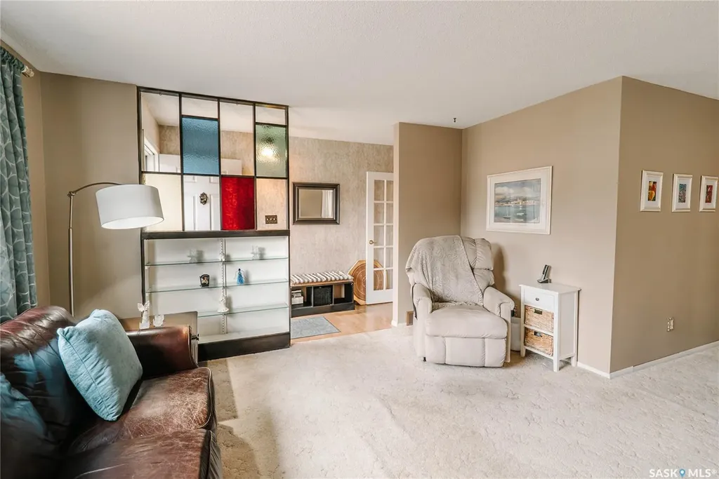 134 Maclean Crescent Saskatoon SK S7J 2R7