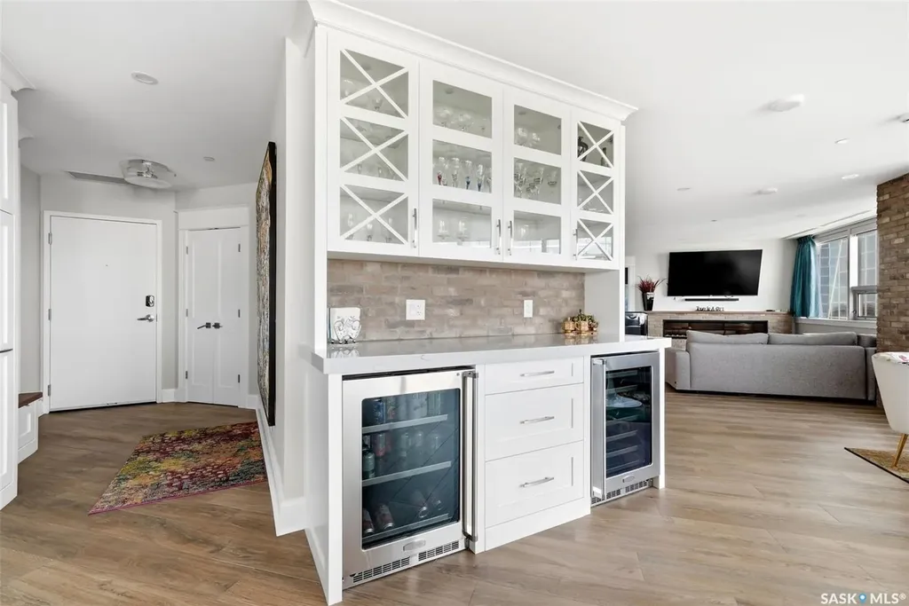 1914 Hamilton Street Regina SK S4P 3N6