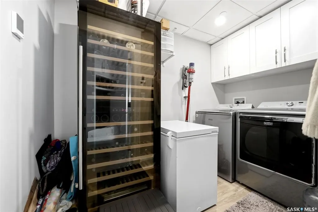 1914 Hamilton Street Regina SK S4P 3N6