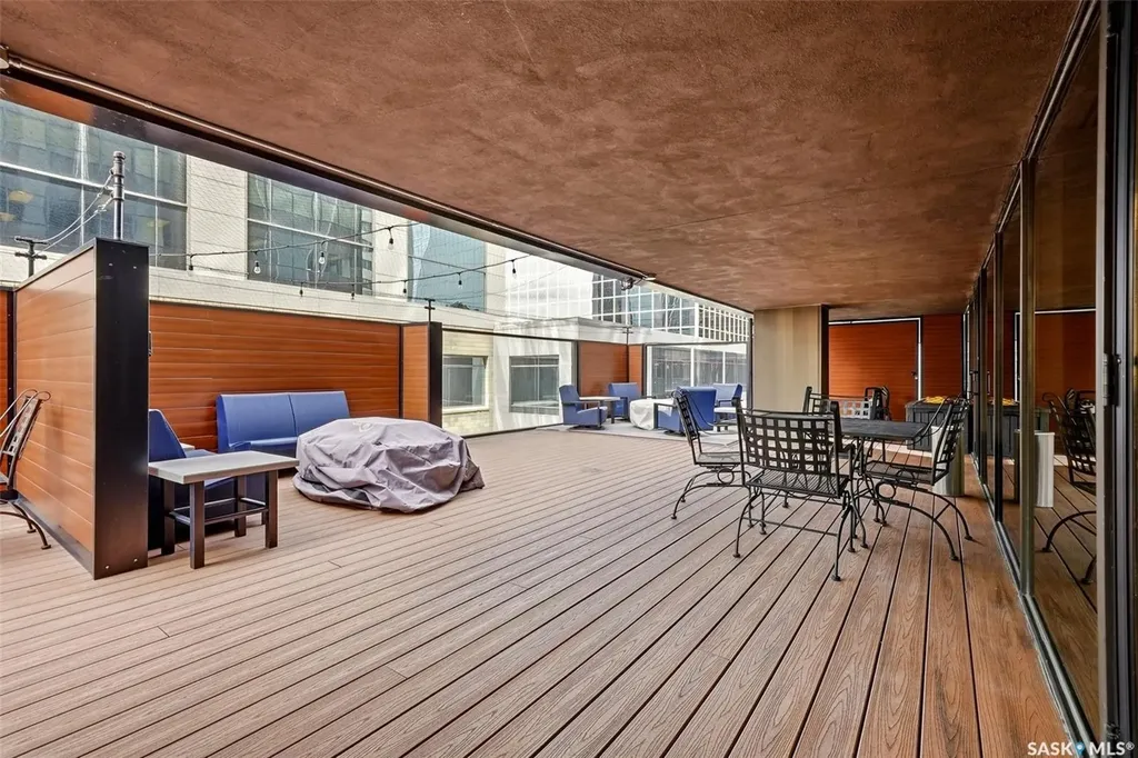 1914 Hamilton Street Regina SK S4P 3N6