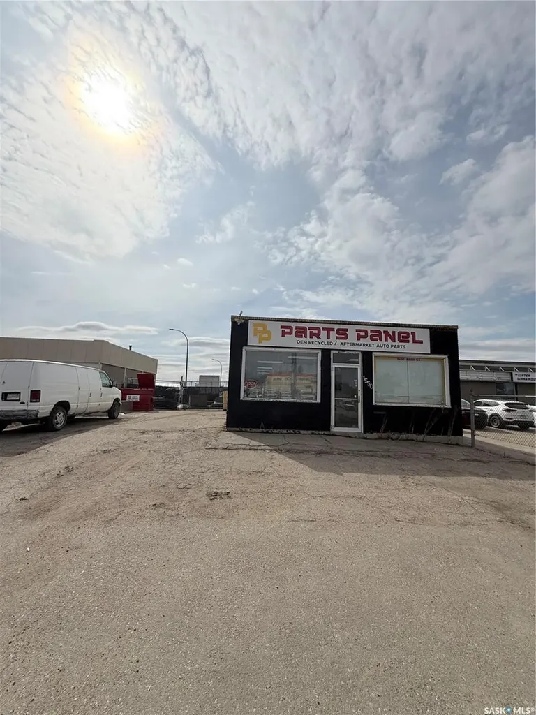 1550 Park Street Regina SK S4N 2G1