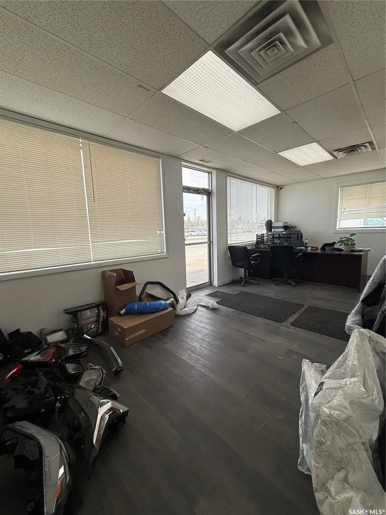 1550 Park Street Regina SK S4N 2G1