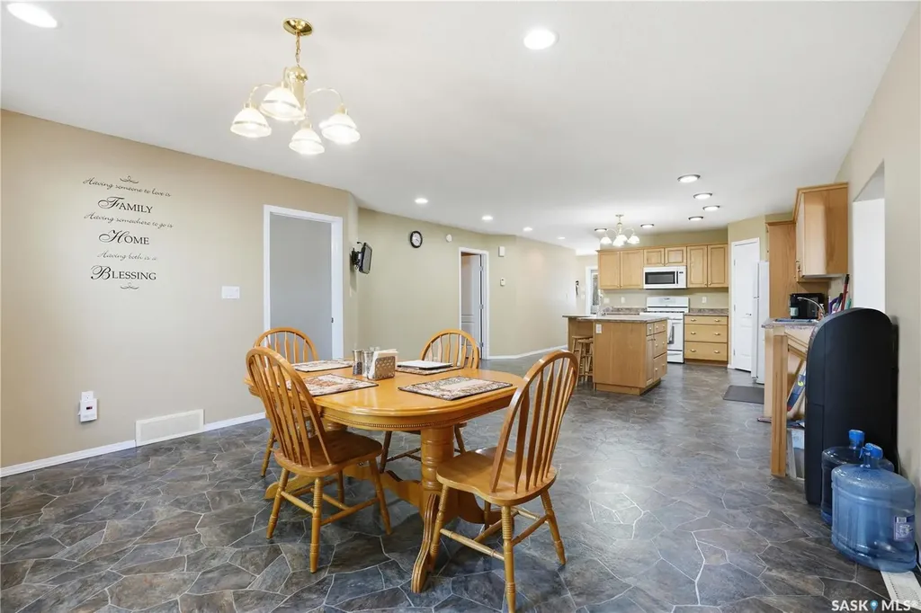 205 Bay Drive W Christopher Lake SK S0J 0N0