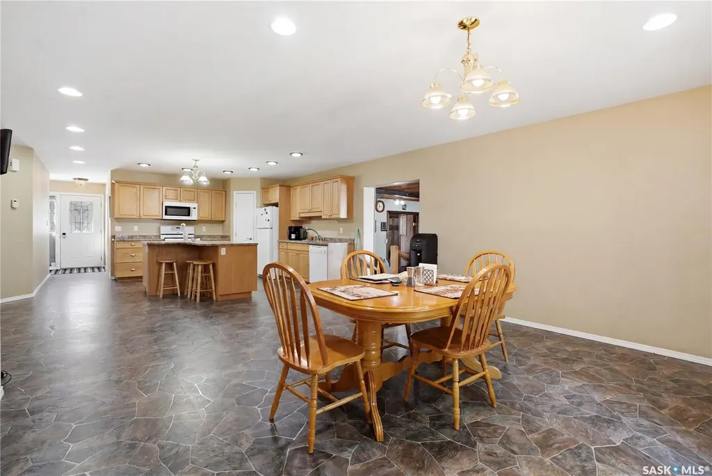 205 Bay Drive W Christopher Lake SK S0J 0N0