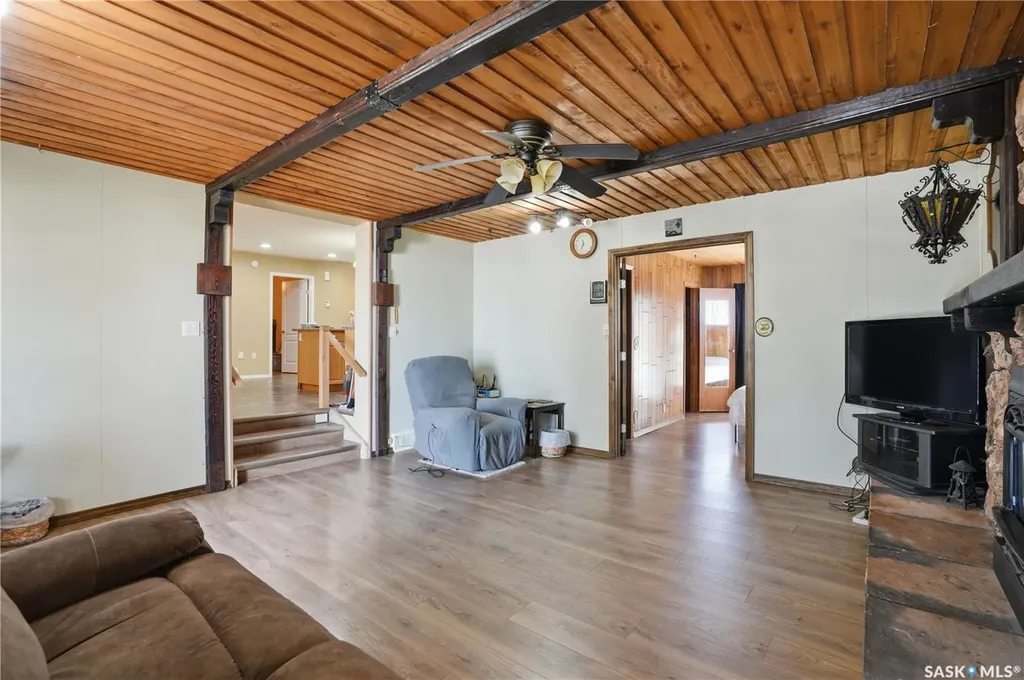 205 Bay Drive W Christopher Lake SK S0J 0N0