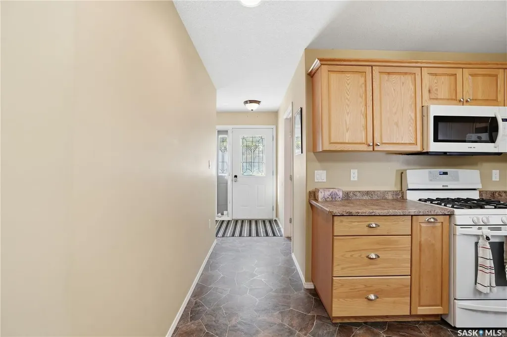 205 Bay Drive W Christopher Lake SK S0J 0N0