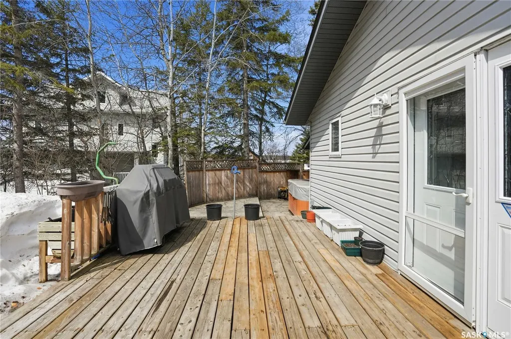 205 Bay Drive W Christopher Lake SK S0J 0N0