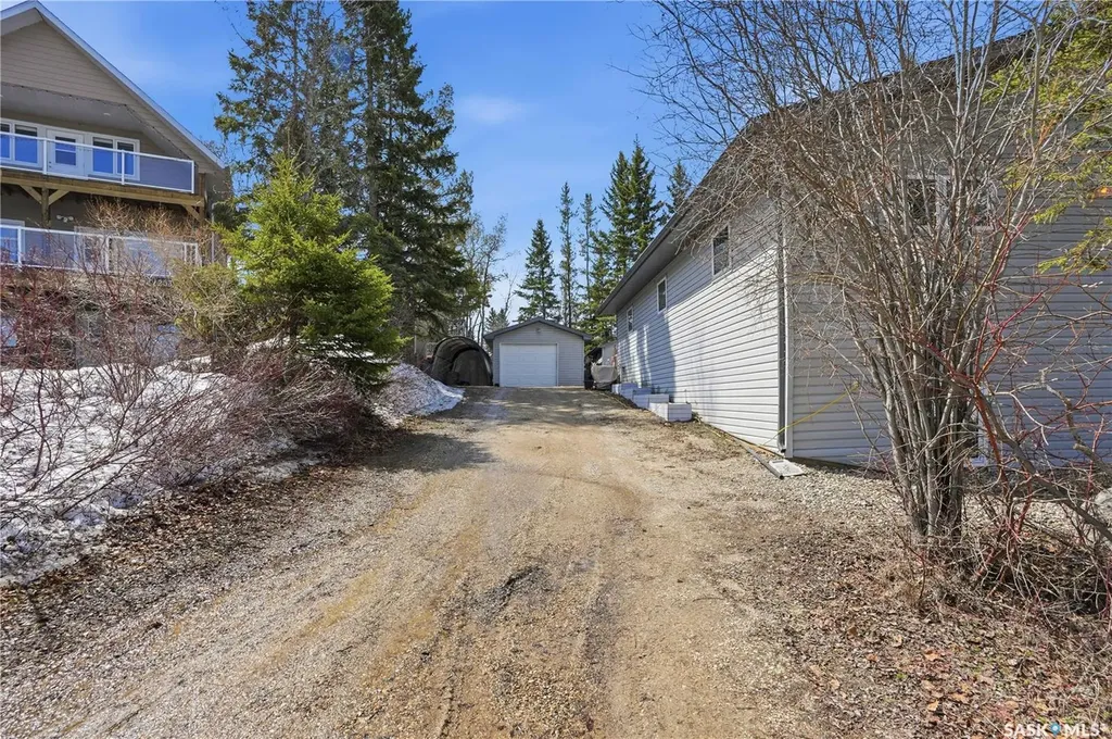 205 Bay Drive W Christopher Lake SK S0J 0N0