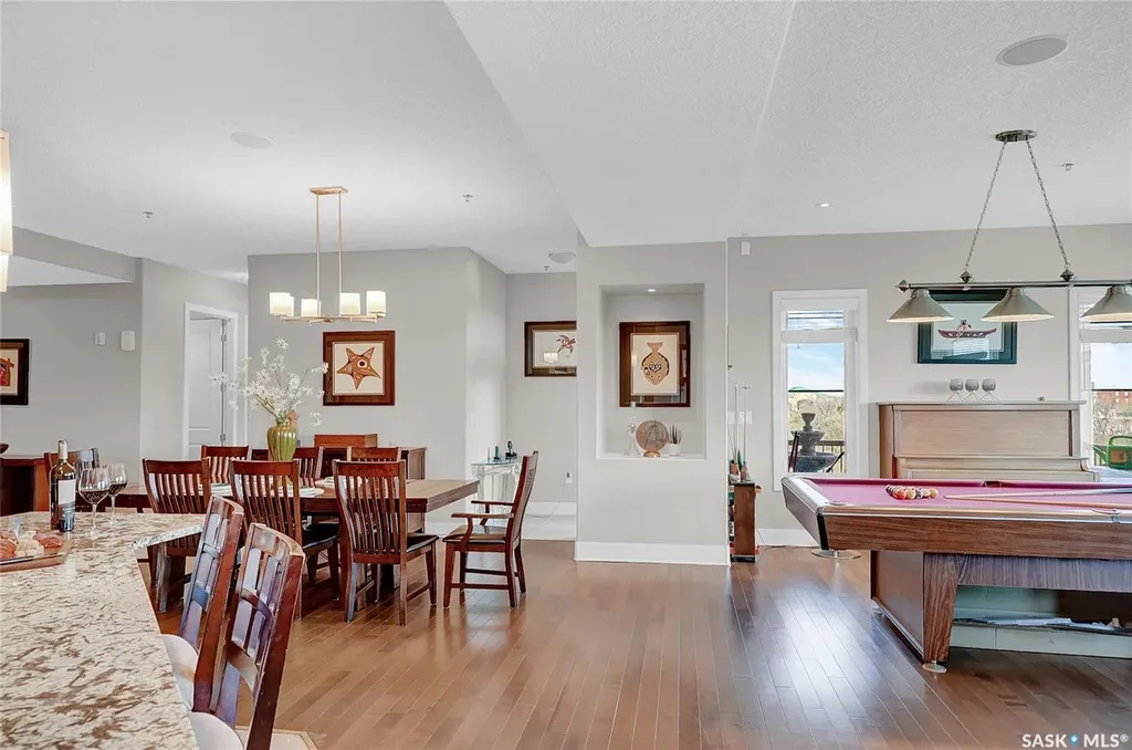 205 Fairford Street E Moose Jaw SK S6H 0E1