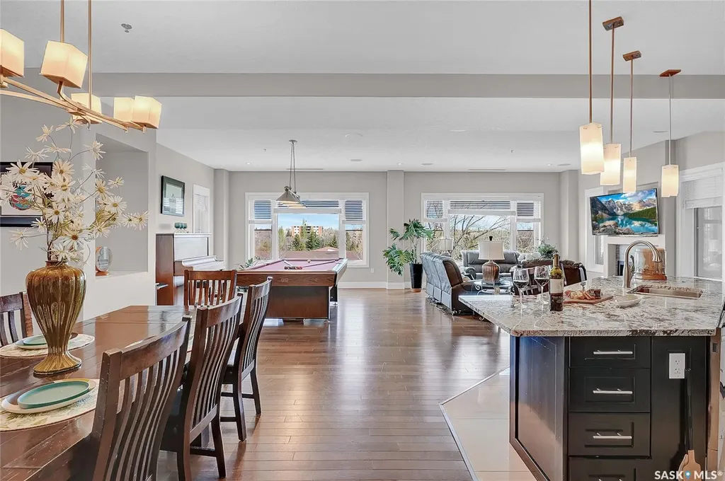 205 Fairford Street E Moose Jaw SK S6H 0E1