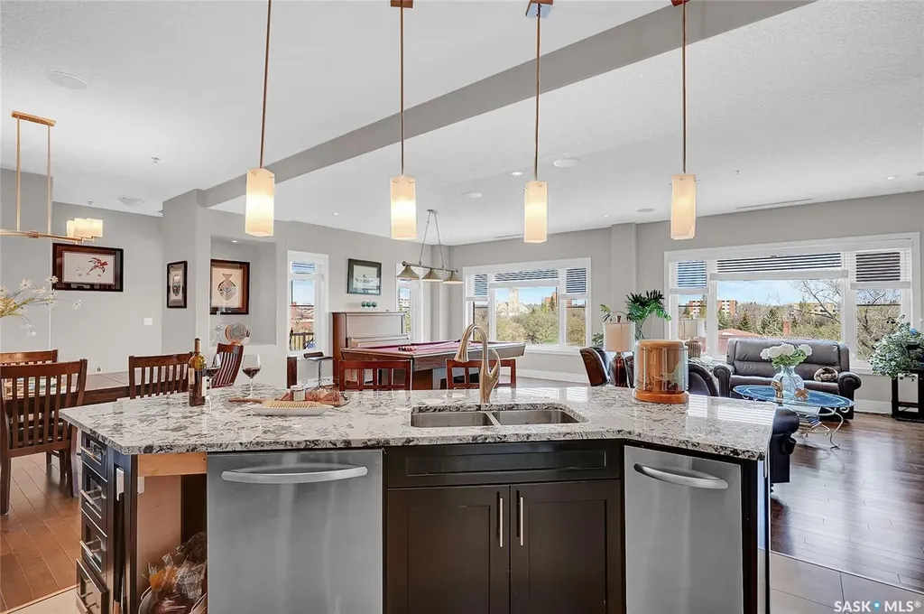 205 Fairford Street E Moose Jaw SK S6H 0E1