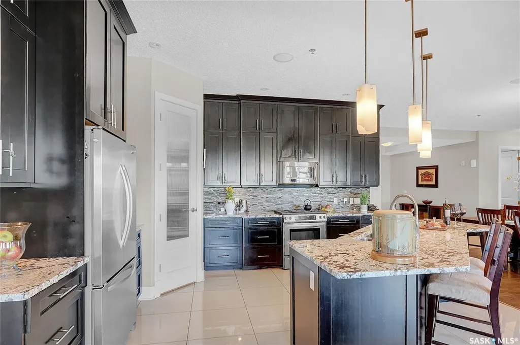 205 Fairford Street E Moose Jaw SK S6H 0E1