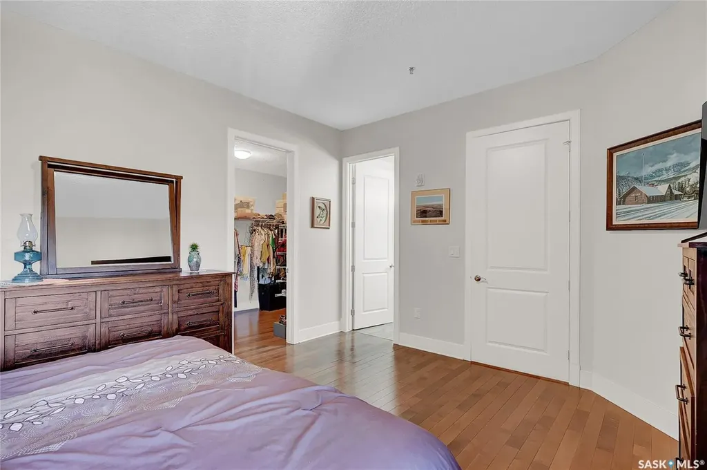 205 Fairford Street E Moose Jaw SK S6H 0E1