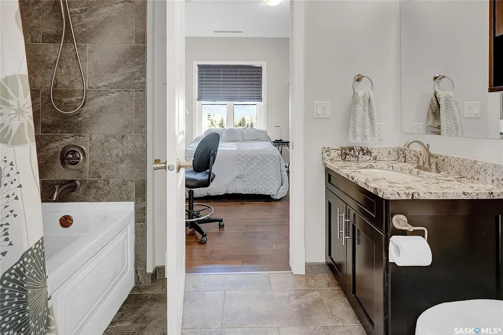 205 Fairford Street E Moose Jaw SK S6H 0E1