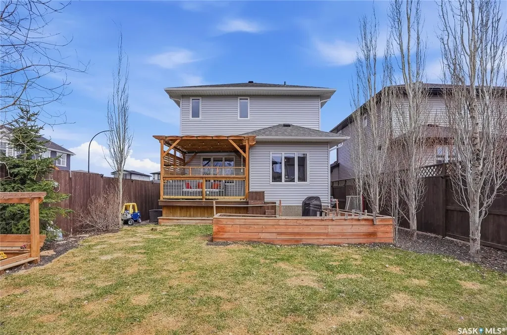 364 Underhill Bend Saskatoon SK S7V 0N1