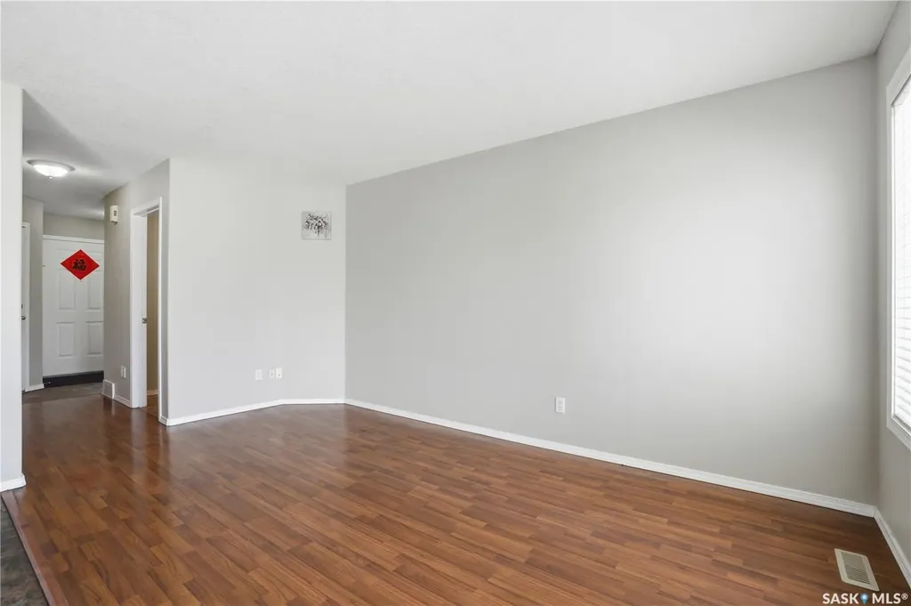 110 Keevil Crescent Saskatoon SK S7N 4N8