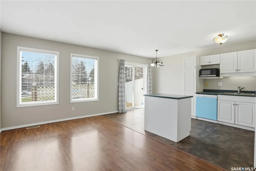 110 Keevil Crescent Saskatoon SK S7N 4N8