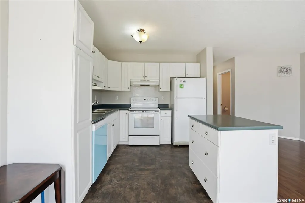 110 Keevil Crescent Saskatoon SK S7N 4N8
